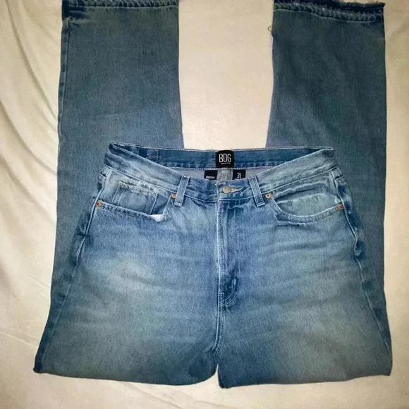 BDG Sz 4 (27) Urban Outfitters Bootcut Release Split Hem Jeans High Rise Size 31 - Picture 3 of 8